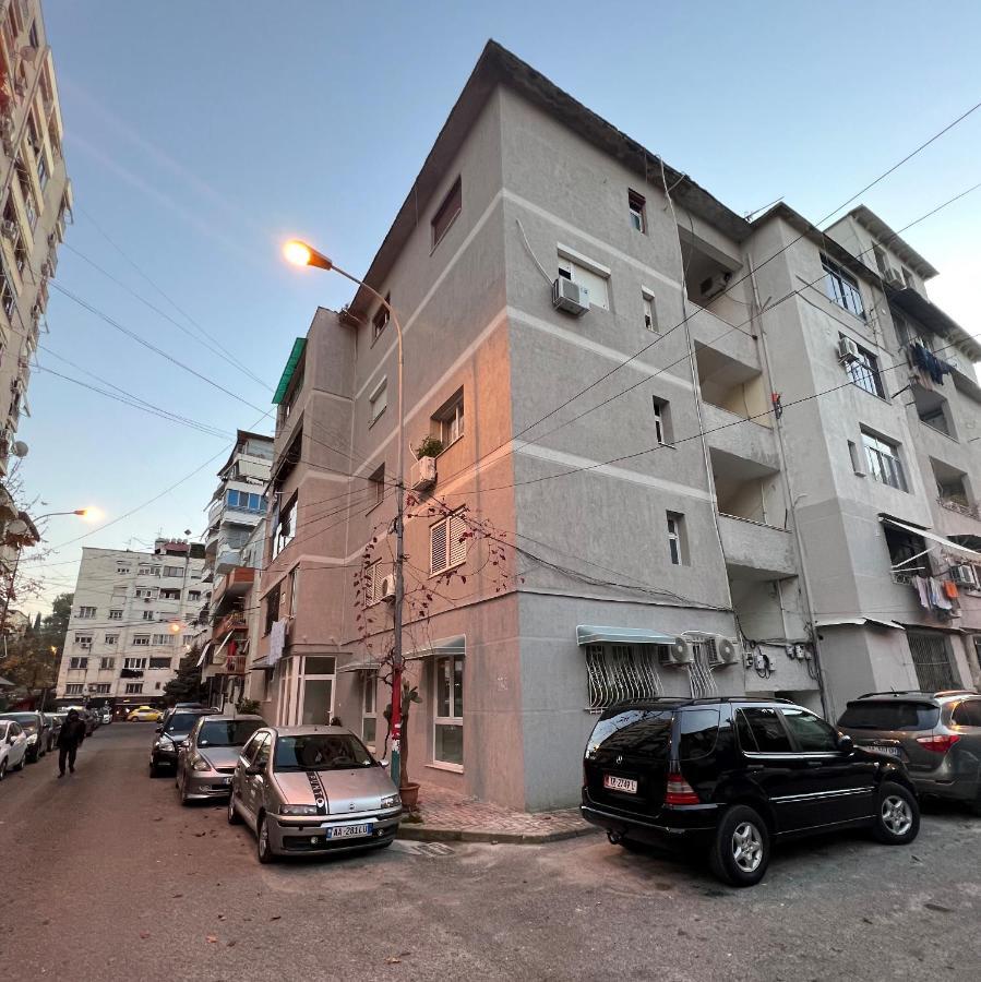Grand Park & Bllok Area Rooms Tirana Esterno foto